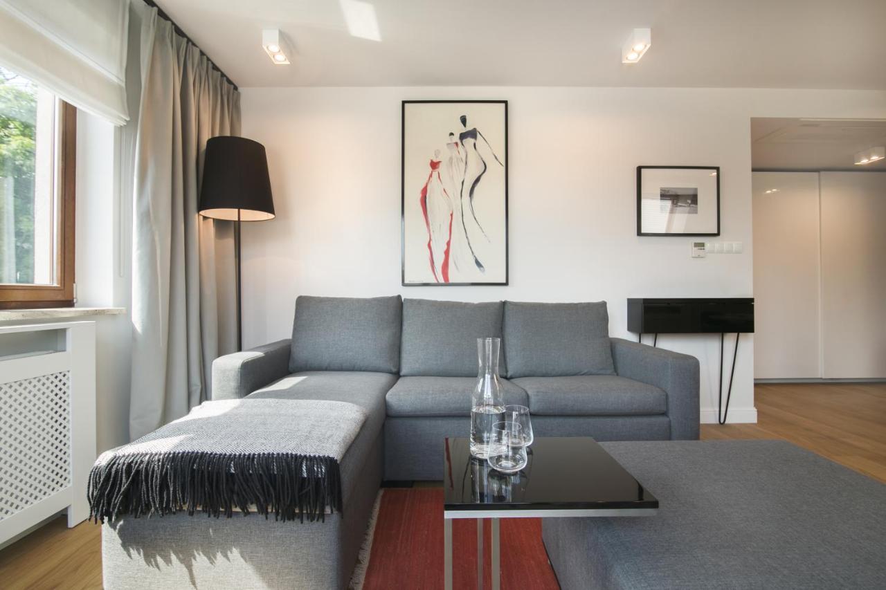 סופוט Apartment With Terrace And Sauna By Grand Apartments מראה חיצוני תמונה